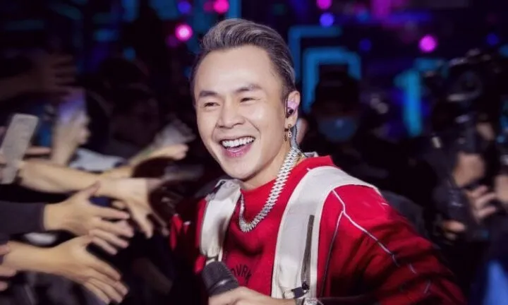 Hành trình không ngừng tìm kiếm và tái định nghĩa bản thân của rapper Binz
