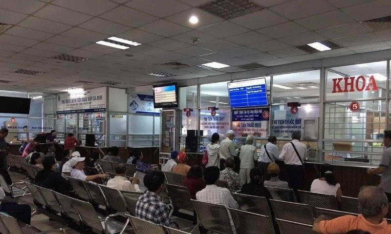 Xây dựng đề án từng bước thực hiện chính sách miễn viện phí