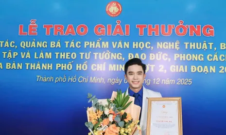 Ca sĩ Đông Triều – Âm nhạc cần có trách nhiệm với cộng đồng
