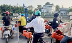 Phà Bình Quới nối đôi bờ trở lại