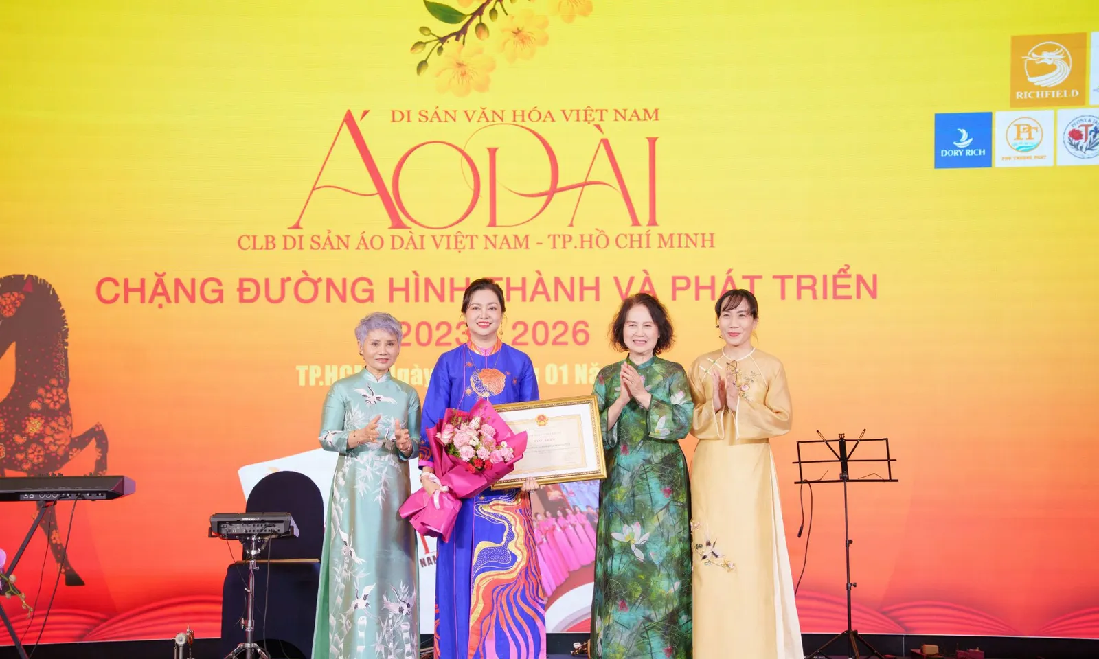 Câu lạc bộ Di sản Áo dài Việt Nam TP.HCM là cầu nối lan tỏa giá trị văn hoá dân tộc.