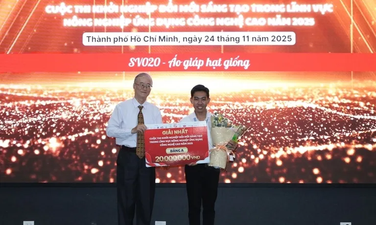 Thạch Hoàng Anh – chàng sinh viên trao “áo giáp” công nghệ cao cho nông sản Việt