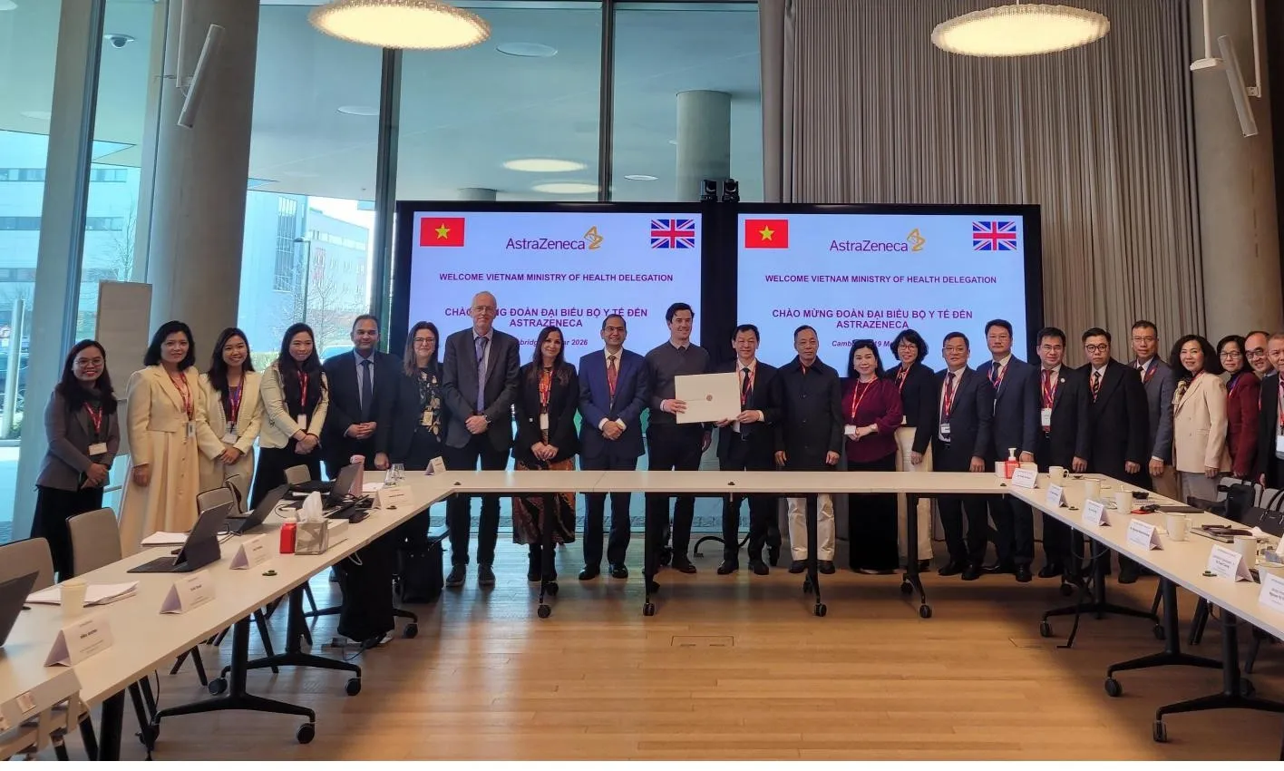 AstraZeneca tái khẳng định cam kết đồng hành cùng Việt Nam trong việc củng cố hệ thống y tế