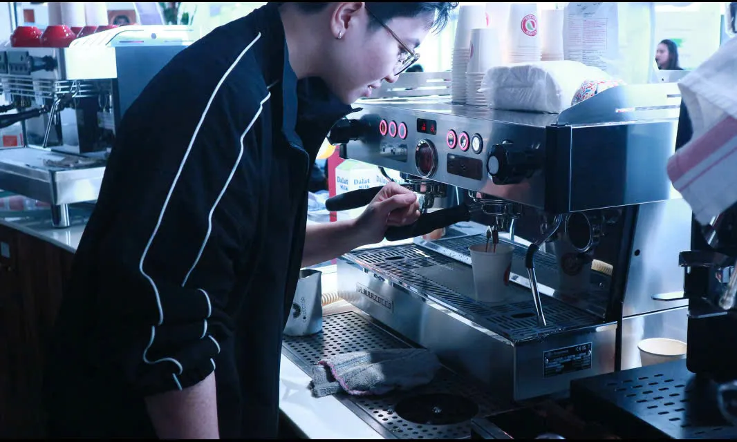 Cung ứng máy pha cà phê cho cộng đồng Barista thi đấu: Đưa cà phê VN vươn xa ra thế giới