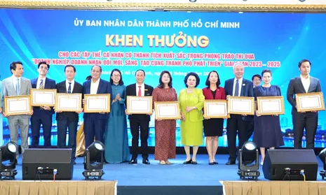 72 doanh nghiệp và doanh nhân được UBND TP.HCM tặng Bằng khen vì đổi mới sáng tạo