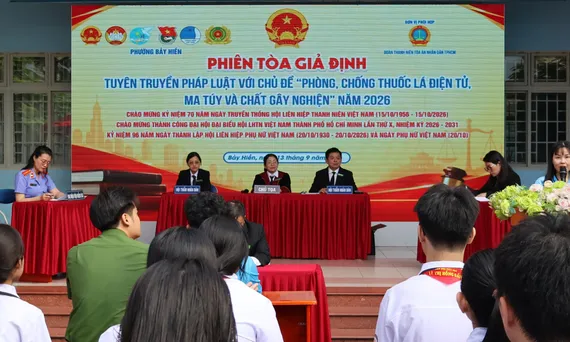 Phiên tòa giả định tuyên truyền phòng, chống ma túy và thuốc lá điện tử