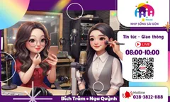 Khi bồn tắm là văn phòng và giờ chơi cùng con là “cuộc họp không thể dời”