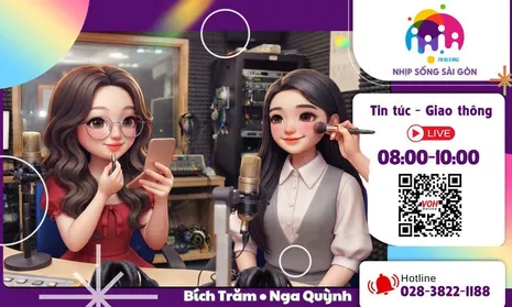 Khi bồn tắm là văn phòng và giờ chơi cùng con là “cuộc họp không thể dời”