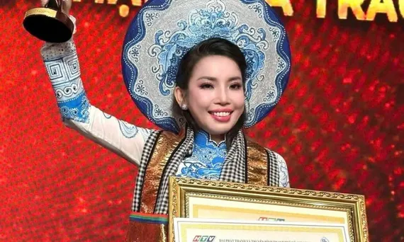 Huỳnh Thoa -Từ Á quân Bông lúa vàng đến quán quân chuông vàng vọng cổ
